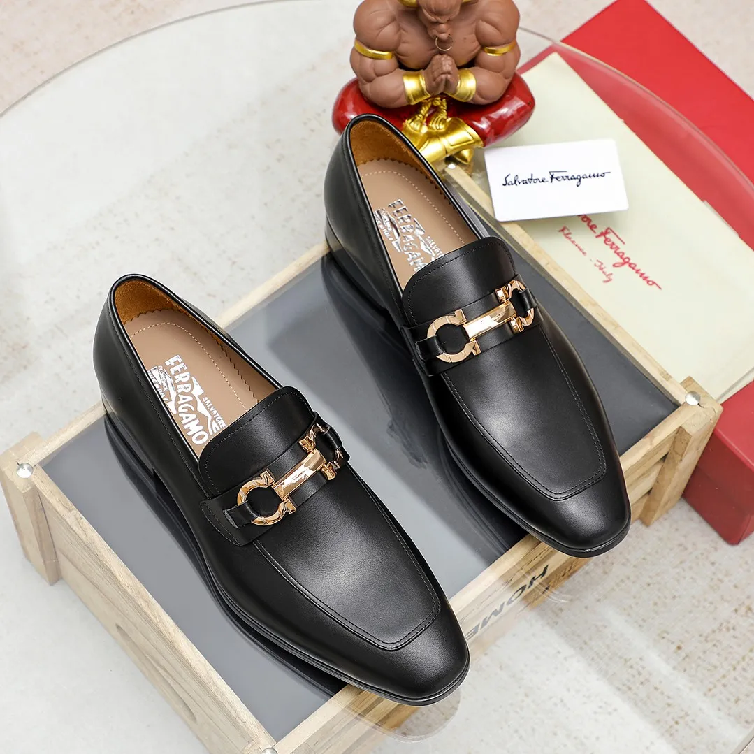 Men's shoes 💰600 🕷🕷🐂【Ferragamo】 Popular fashion casual shoes🇨🇳Official website counter 1:1 production, original mold opening💯Good quality can be seen, imported high-end first-layer pebbled calfskin, water-dyed🐂leather lining🌿very clear texture, high-quality waterproof, non-slip and wear-resistant outsole🎋high quality and low price, truly handmade🍓, 5 colors available! Code number 38-44 (45. To be customized)
